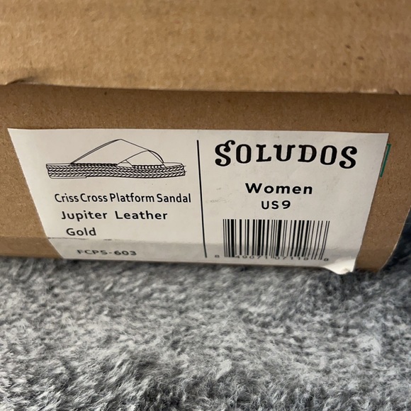 Soludos Criss Cross Platform Sandals Jupiter Gold - Picture 5 of 7